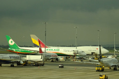 2022 / 11 17 - Vídeň, Návrat B747 na letiště ve Vídni