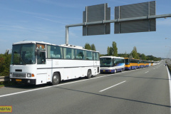 2009 - 09 27 - Brno, Přehlídka autobusů na D1 při návštěvě papeže